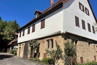 Gemeindehaus mit Garten in Frauenzimmern